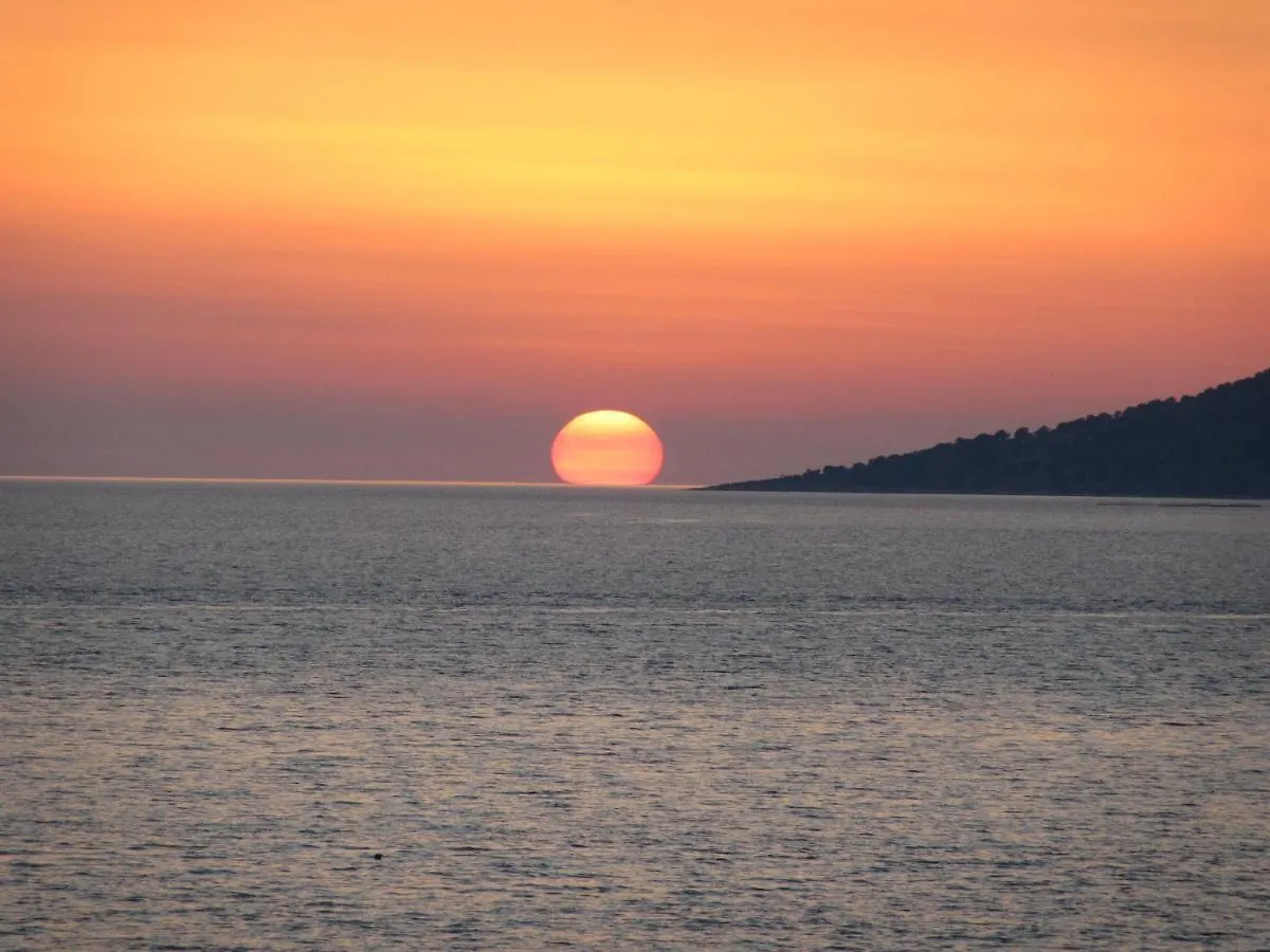 Amazing Sea City View Apartment Sarandë